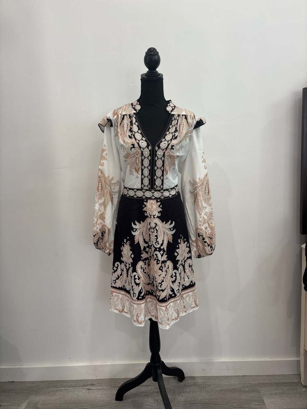 SHEIN Paisley Printed Long Sleeve Mini Dress